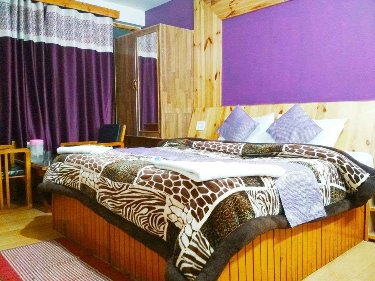 Hotel Rajhans Manali Eksteriør bilde