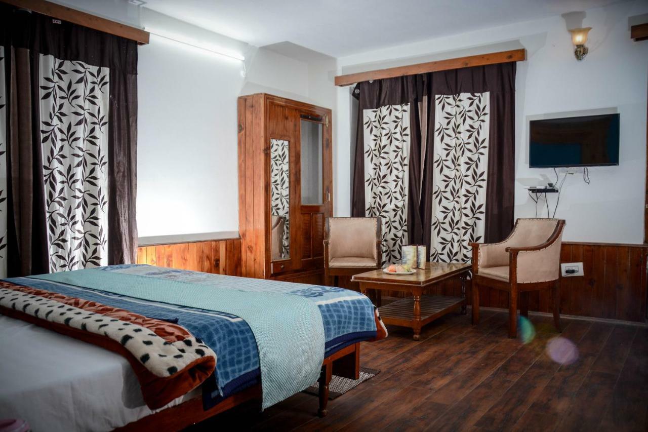 Hotel Rajhans Manali Eksteriør bilde