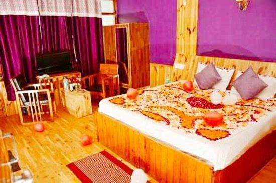 Hotel Rajhans Manali Eksteriør bilde